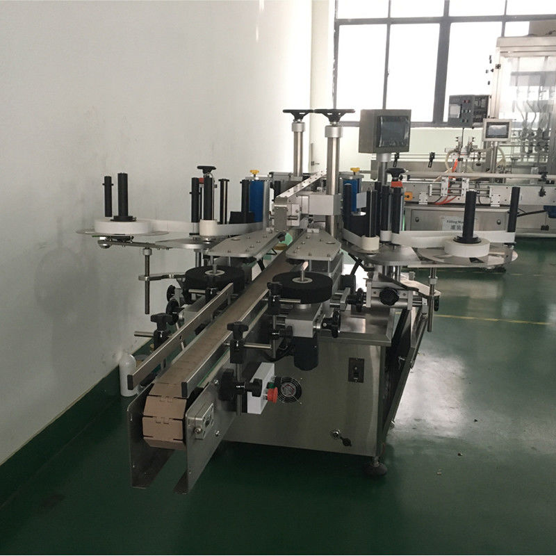 Automatische Etikettiermaschine mit zwei Seiten für Kartone und quadratische Etikettiermaschine der runden Flasche