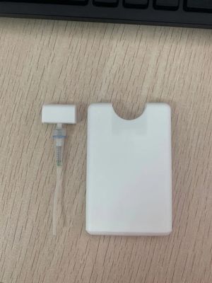Taschenkarte Parfümflaschen Monoblock Abfüll- und Verschließmaschine 1500BPH Automatischer Typ